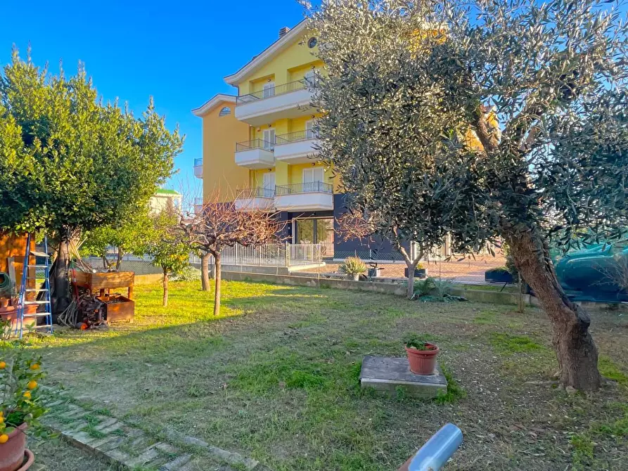 Immagine 22 di Appartamento in vendita  in Via Monte Conero 2 a San Benedetto Del Tronto