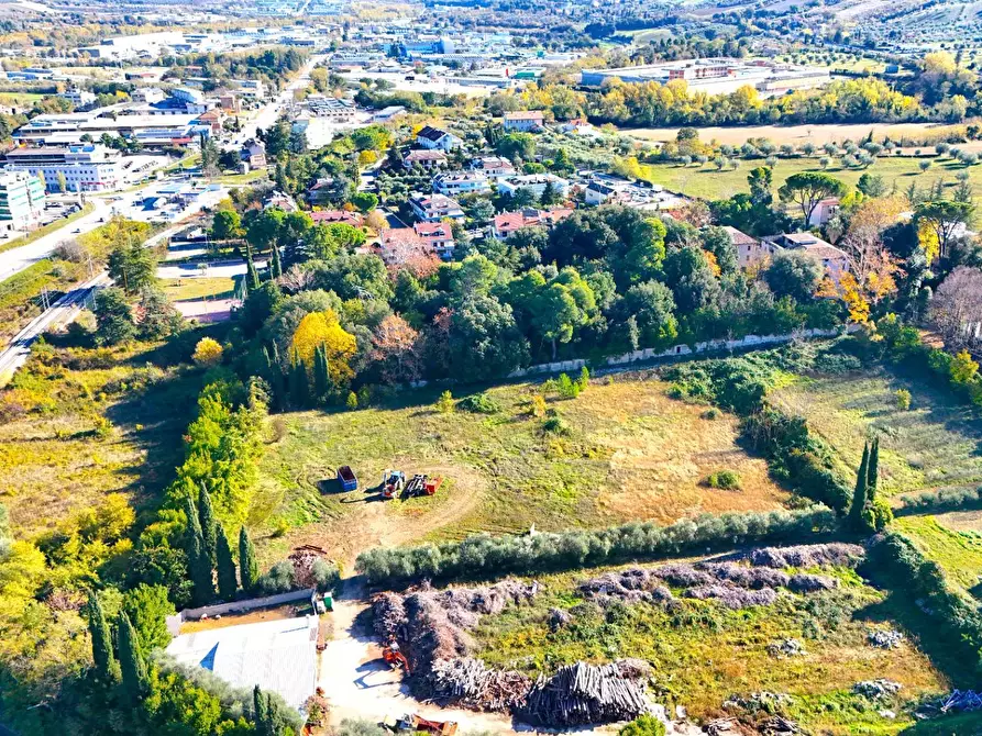 Immagine 10 di Palazzo in vendita  in Frazione Marino del Tronto a Ascoli Piceno