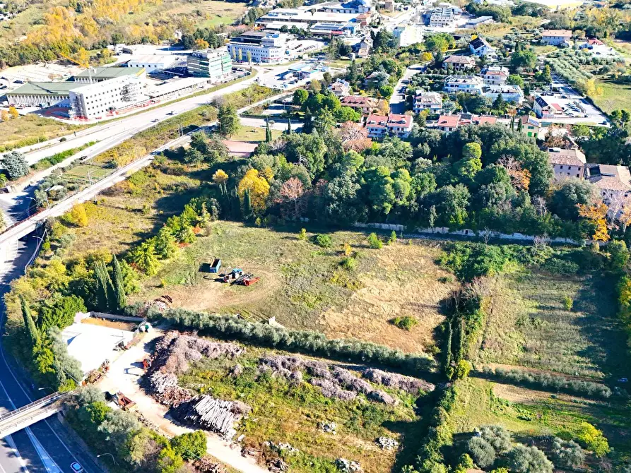 Immagine 12 di Palazzo in vendita  in Frazione Marino del Tronto a Ascoli Piceno