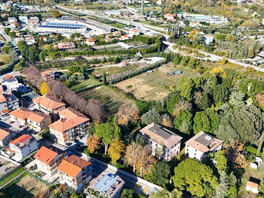 Immagine 15 di Palazzo in vendita  in Frazione Marino del Tronto a Ascoli Piceno