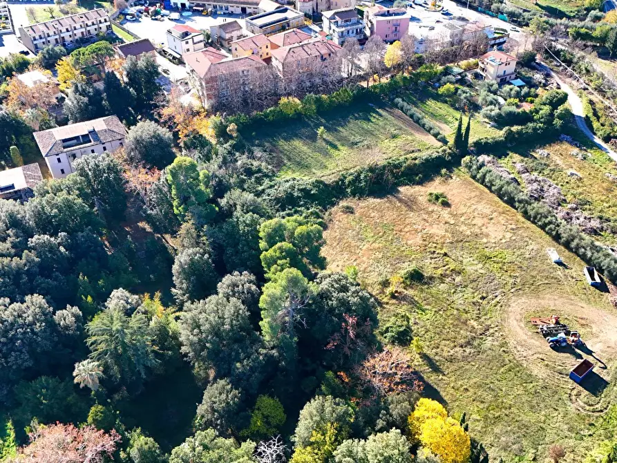 Immagine 21 di Palazzo in vendita  in Frazione Marino del Tronto a Ascoli Piceno