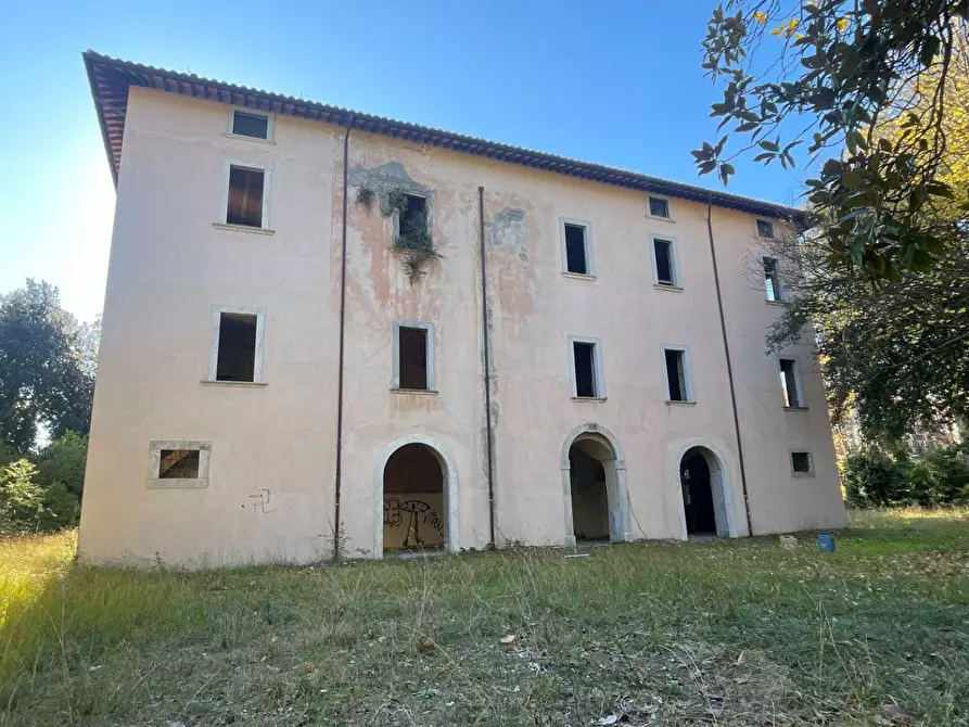 Immagine 31 di Palazzo in vendita  in Frazione Marino del Tronto a Ascoli Piceno