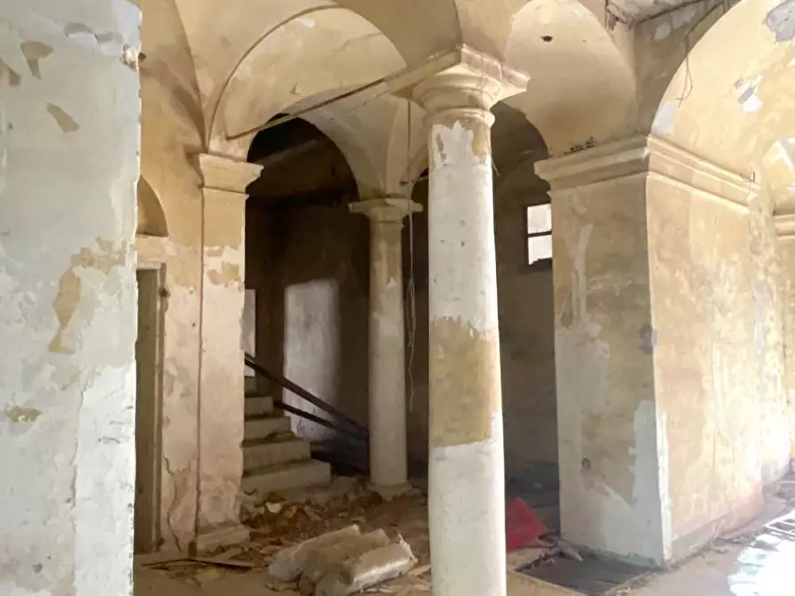 Immagine 50 di Palazzo in vendita  in Frazione Marino del Tronto a Ascoli Piceno