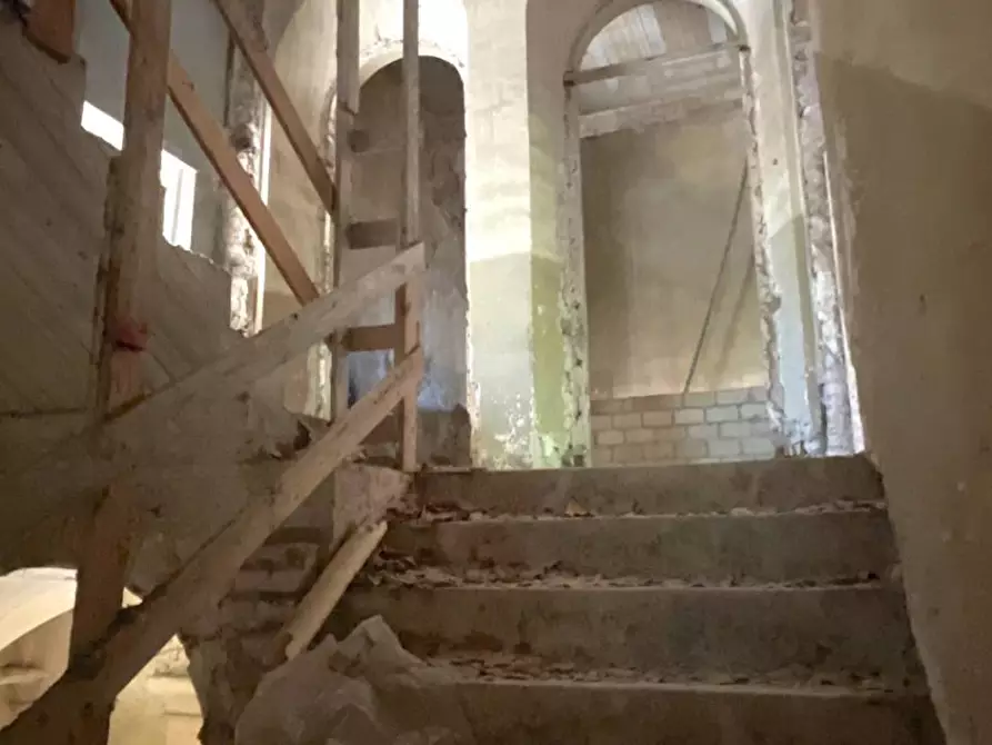 Immagine 52 di Palazzo in vendita  in Frazione Marino del Tronto a Ascoli Piceno