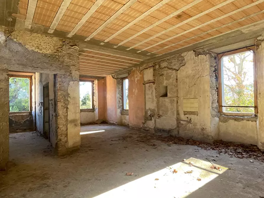 Immagine 56 di Palazzo in vendita  in Frazione Marino del Tronto a Ascoli Piceno
