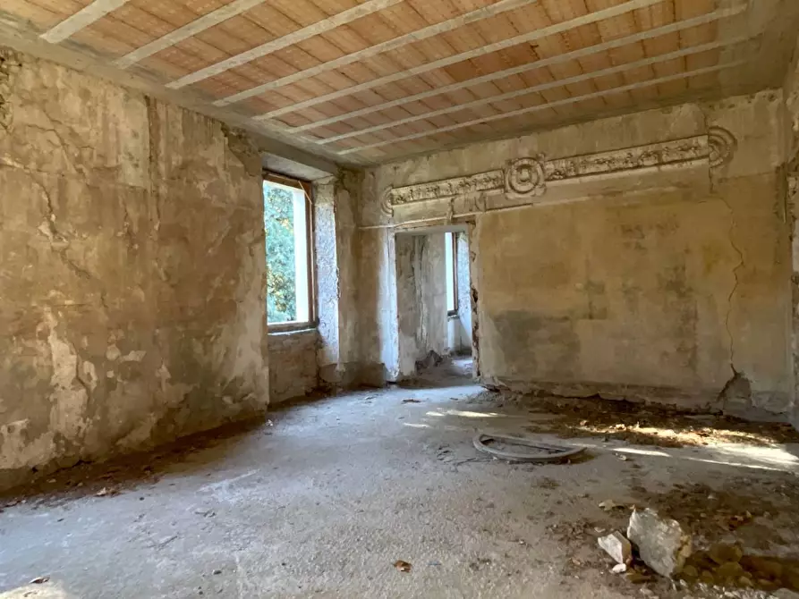 Immagine 57 di Palazzo in vendita  in Frazione Marino del Tronto a Ascoli Piceno