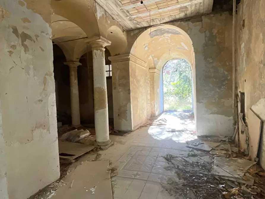 Immagine 70 di Palazzo in vendita  in Frazione Marino del Tronto a Ascoli Piceno