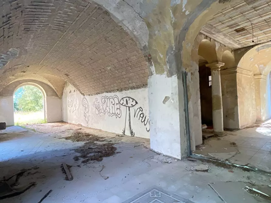 Immagine 72 di Palazzo in vendita  in Frazione Marino del Tronto a Ascoli Piceno