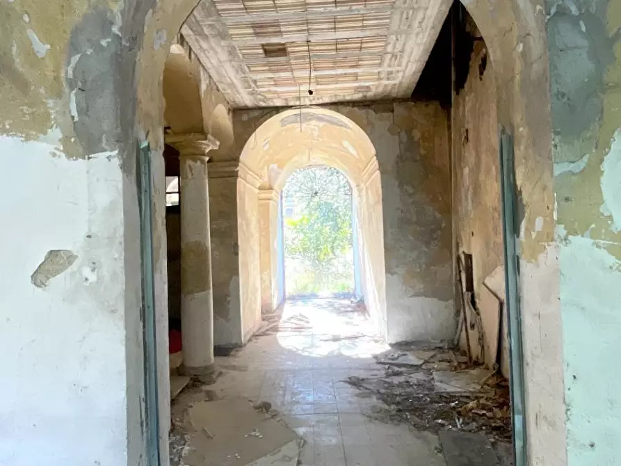 Immagine 73 di Palazzo in vendita  in Frazione Marino del Tronto a Ascoli Piceno