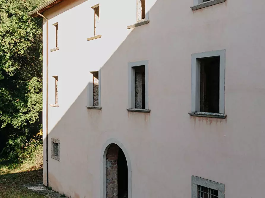 Immagine 80 di Palazzo in vendita  in Frazione Marino del Tronto a Ascoli Piceno