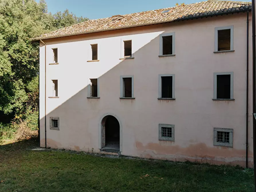 Immagine 81 di Palazzo in vendita  in Frazione Marino del Tronto a Ascoli Piceno