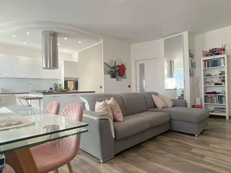 Immagine 12 di Appartamento in vendita  in Via Madonna della Pietà 58/a a San Benedetto Del Tronto