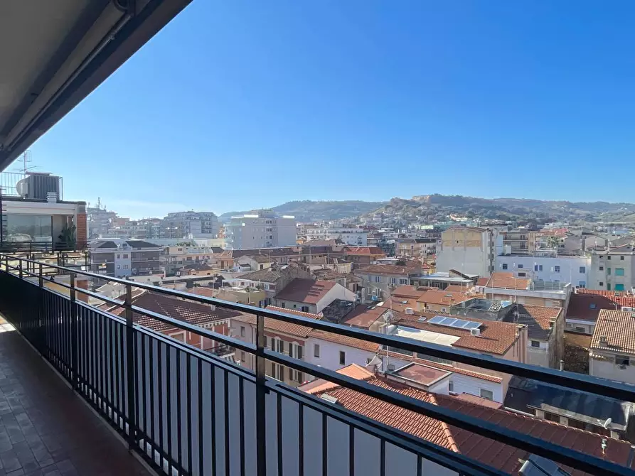 Immagine 56 di Appartamento in vendita  in Via Giovanni da Procida 3 a San Benedetto Del Tronto