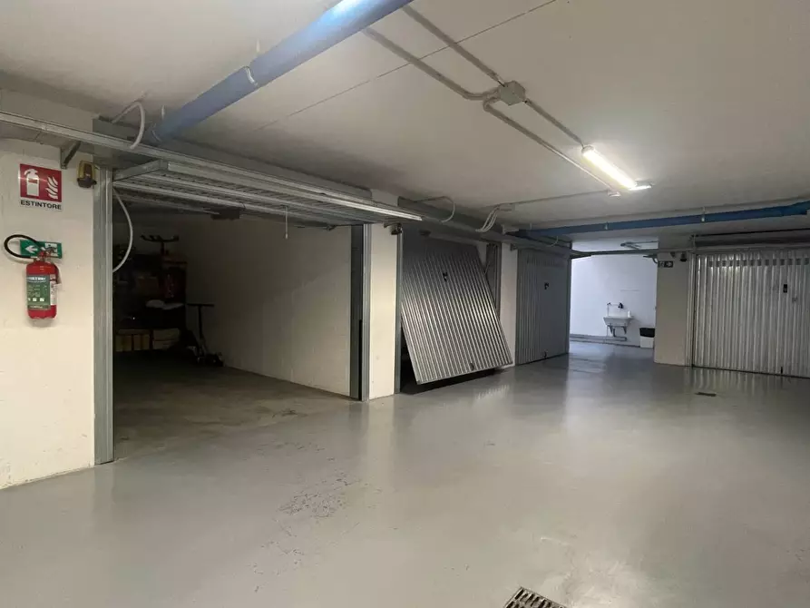 Immagine 35 di Appartamento in vendita  in Via P.S. Damiani 4 a San Benedetto Del Tronto