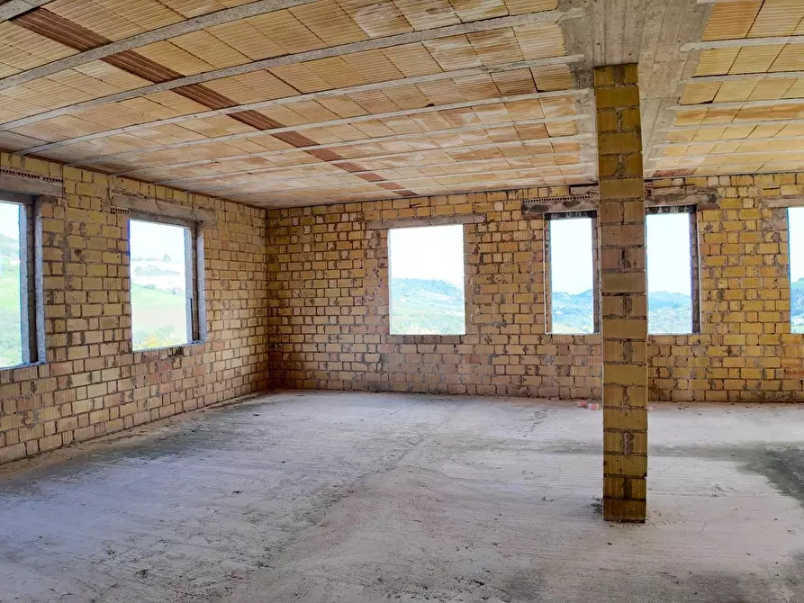 Immagine 40 di Rustico / casale in vendita  in Via Madonna delle Piane snc a Acquaviva Picena