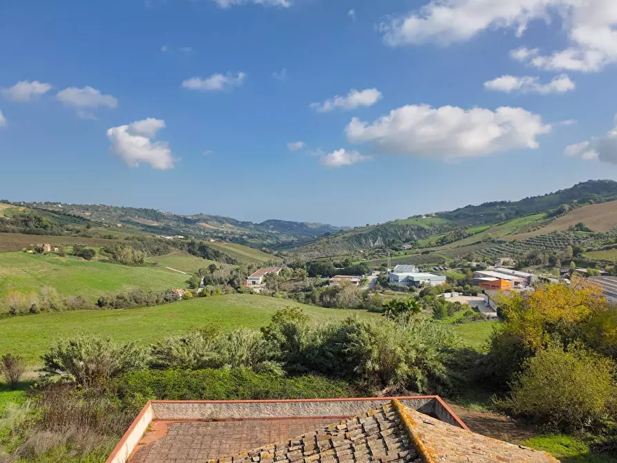 Immagine 42 di Rustico / casale in vendita  in Via Madonna delle Piane snc a Acquaviva Picena