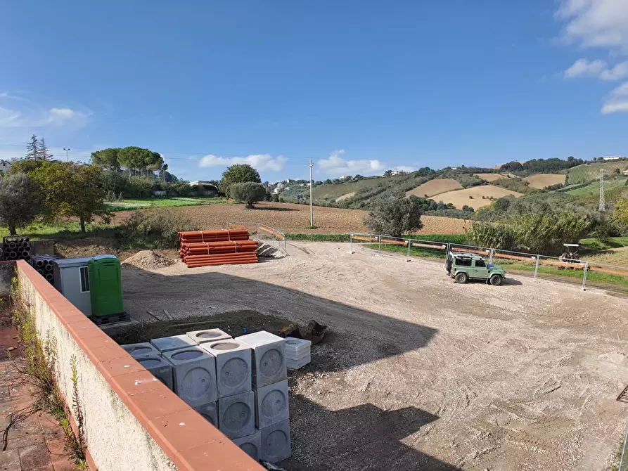 Immagine 48 di Rustico / casale in vendita  in Via Madonna delle Piane snc a Acquaviva Picena