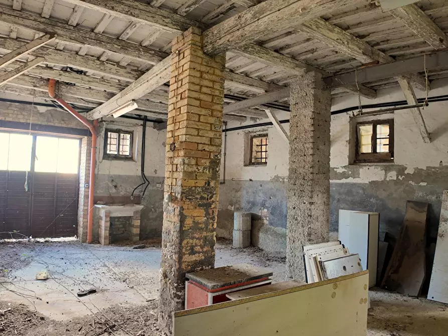 Immagine 57 di Rustico / casale in vendita  in Via Madonna delle Piane snc a Acquaviva Picena