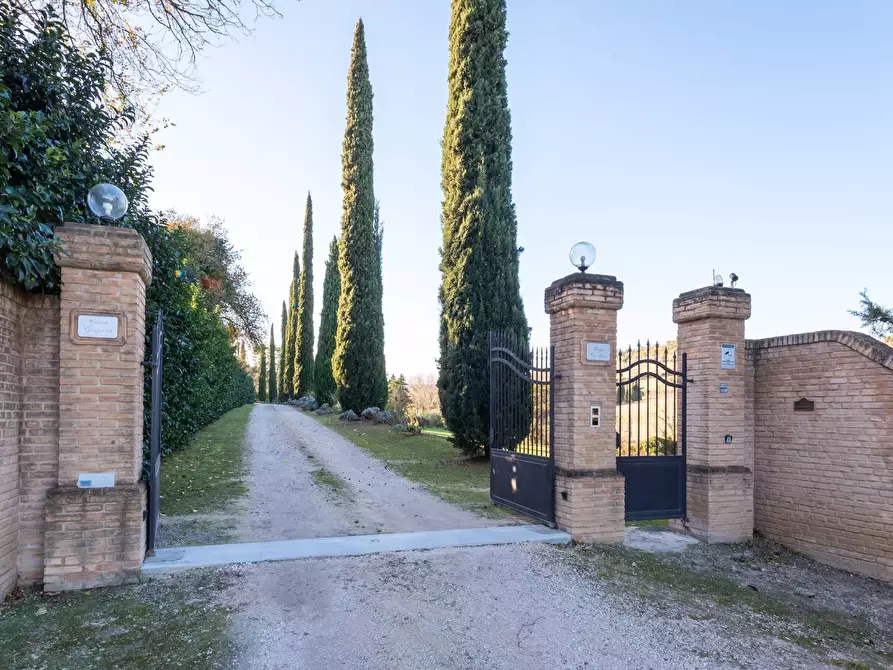 Immagine 35 di Rustico / casale in vendita  in CONTRADA GRAZIE 12 a Civitanova Marche