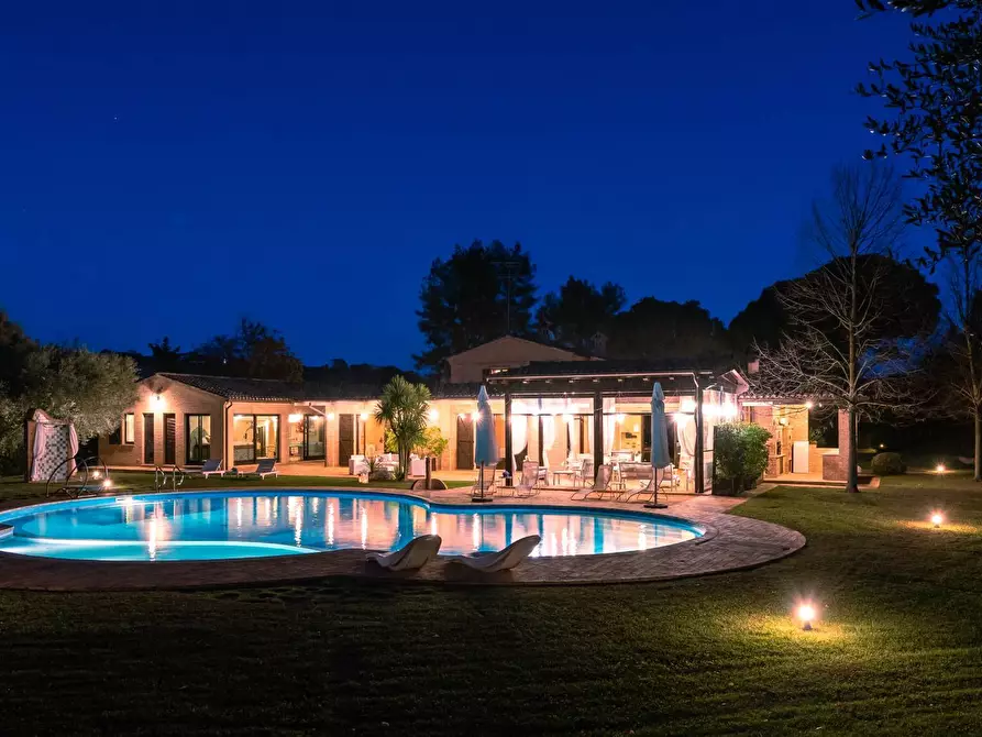 Immagine 38 di Rustico / casale in vendita  in CONTRADA GRAZIE 12 a Civitanova Marche