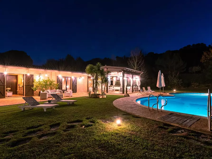 Immagine 40 di Rustico / casale in vendita  in CONTRADA GRAZIE 12 a Civitanova Marche