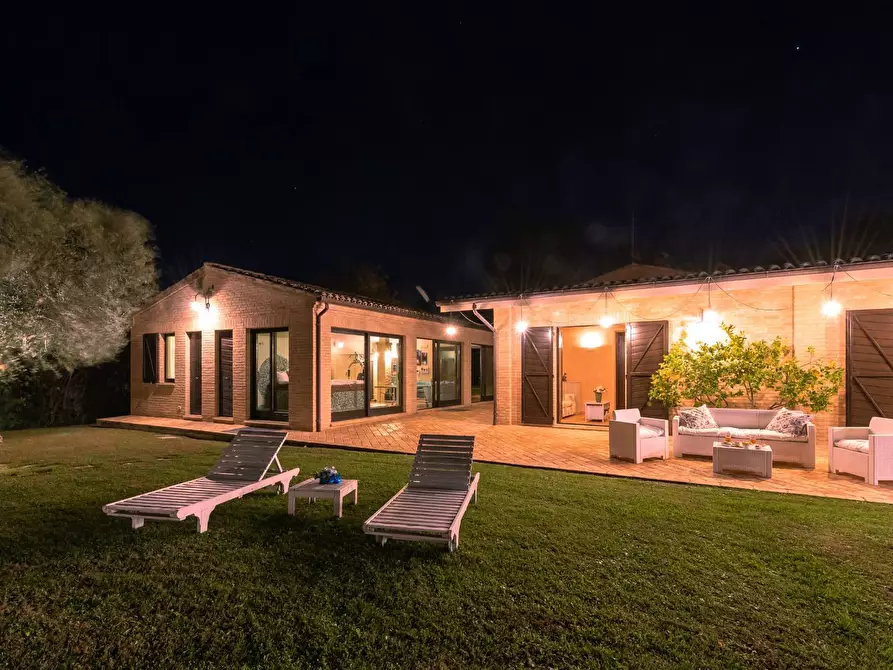 Immagine 46 di Rustico / casale in vendita  in CONTRADA GRAZIE 12 a Civitanova Marche