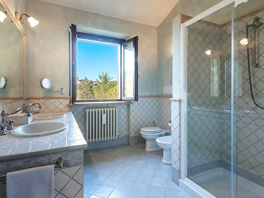 Immagine 90 di Rustico / casale in vendita  in CONTRADA GRAZIE 12 a Civitanova Marche