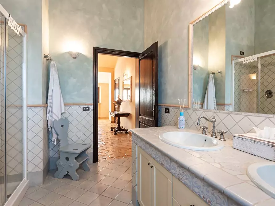 Immagine 91 di Rustico / casale in vendita  in CONTRADA GRAZIE 12 a Civitanova Marche