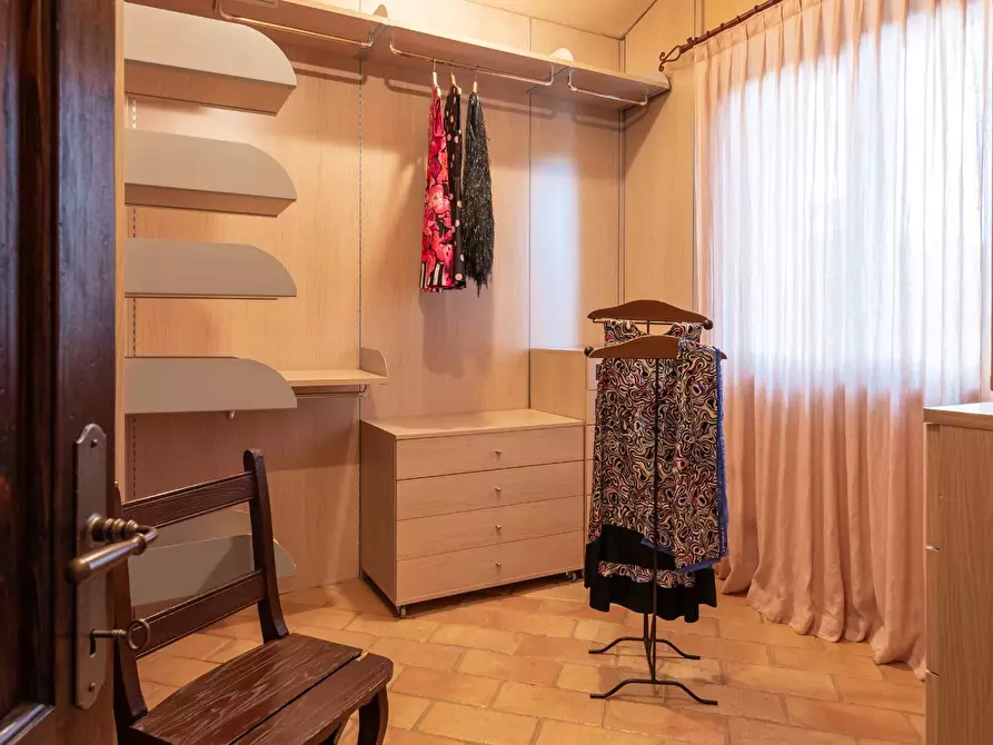 Immagine 102 di Rustico / casale in vendita  in CONTRADA GRAZIE 12 a Civitanova Marche