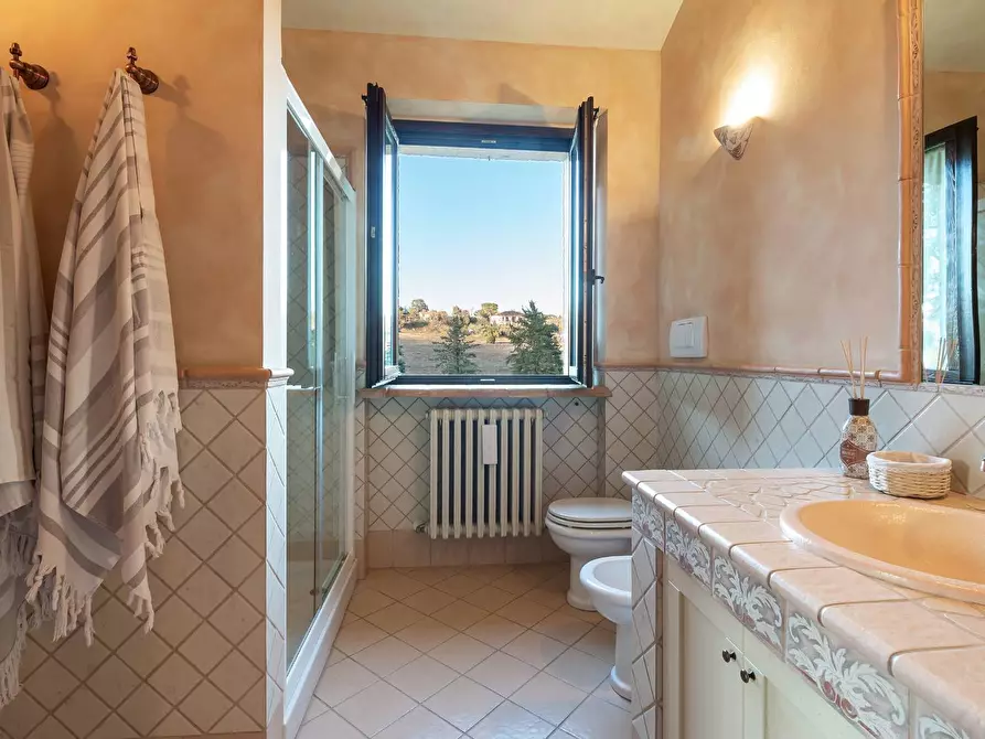 Immagine 109 di Rustico / casale in vendita  in CONTRADA GRAZIE 12 a Civitanova Marche