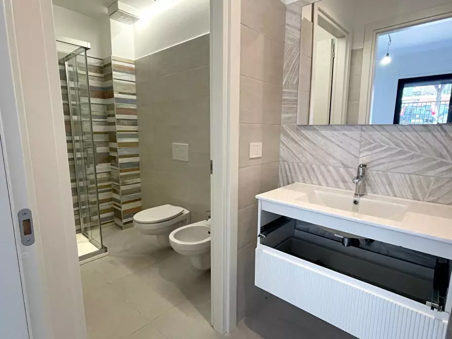 Immagine 12 di Appartamento in vendita  in Via Silvio Pellico 134 a San Benedetto Del Tronto