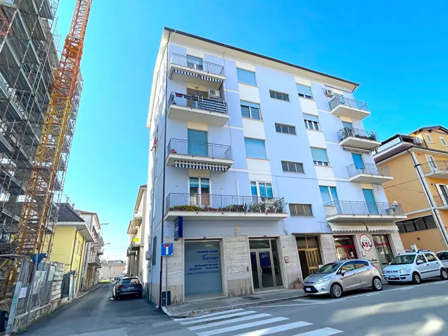 Immagine 2 di Appartamento in vendita  in Via Voltattorni 32 a San Benedetto Del Tronto