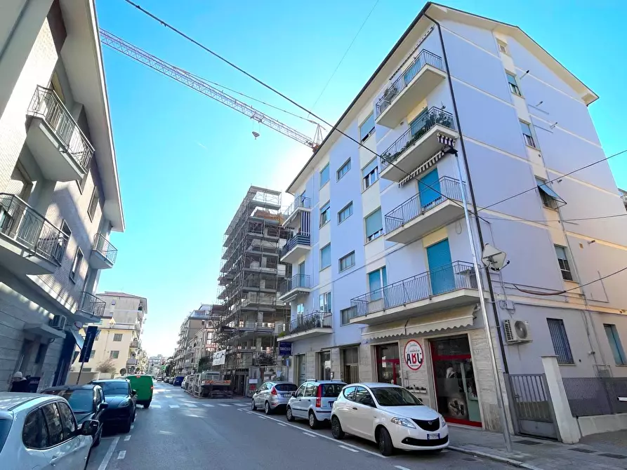 Immagine 5 di Appartamento in vendita  in Via Voltattorni 32 a San Benedetto Del Tronto