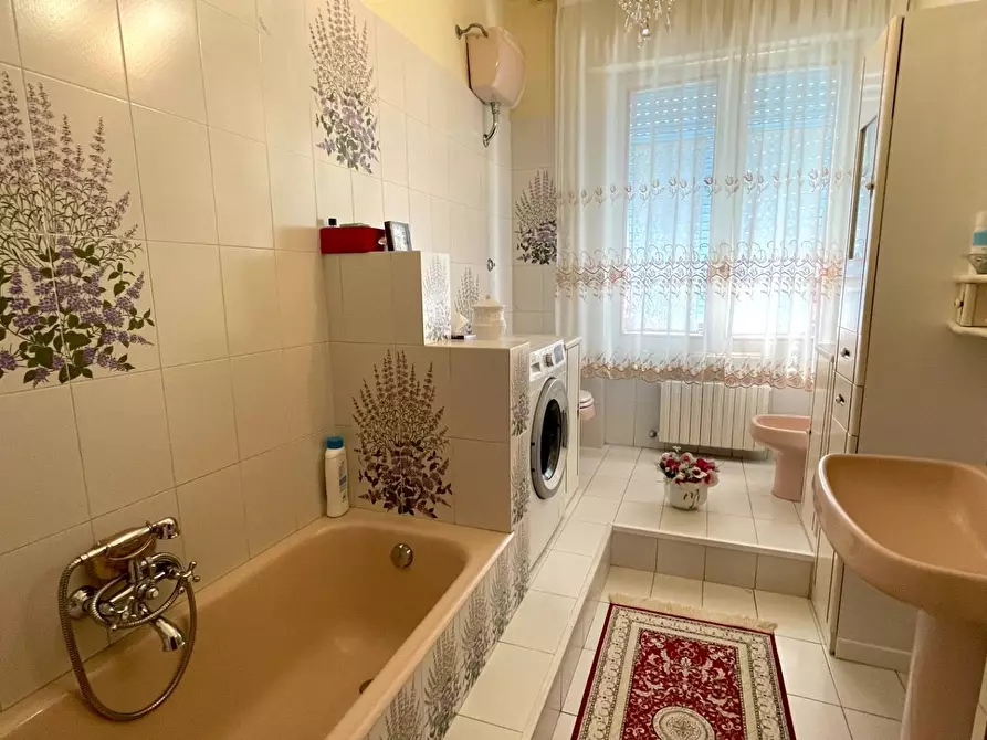 Immagine 29 di Appartamento in vendita  in Via Voltattorni 32 a San Benedetto Del Tronto