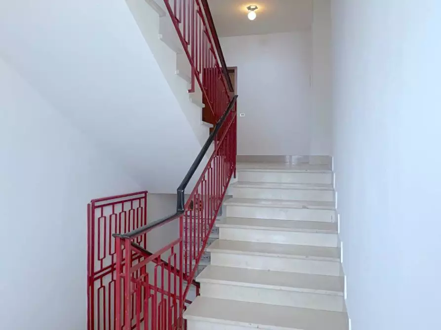 Immagine 50 di Appartamento in vendita  in Via Emilia 12 a Alba Adriatica