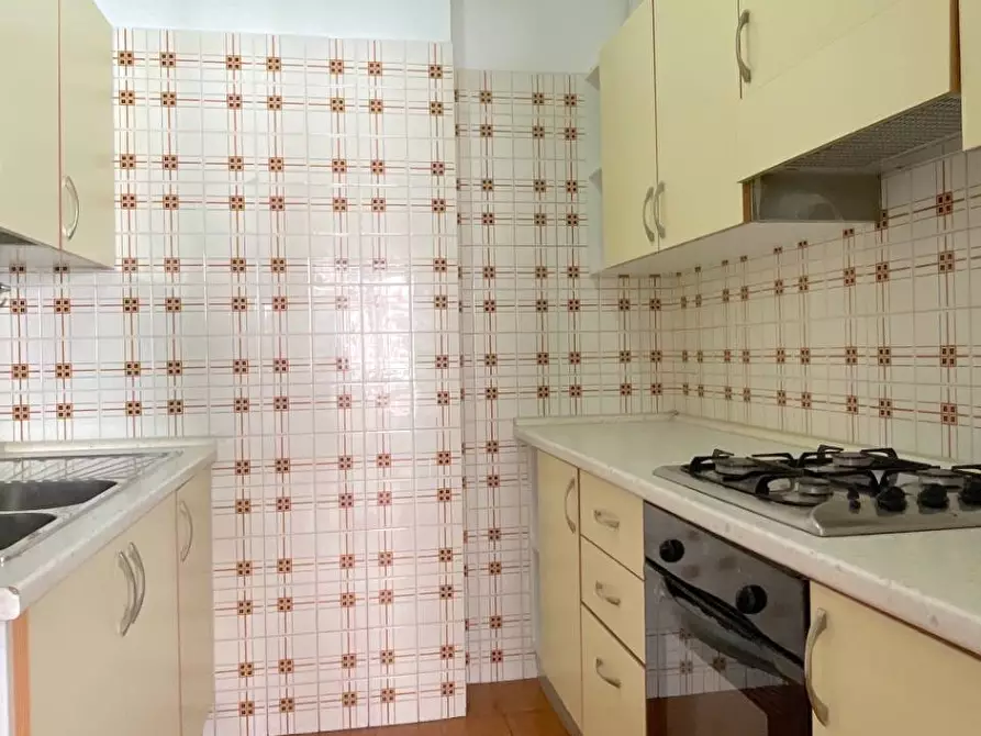 Immagine 12 di Appartamento in vendita  in Via Emilia 12 a Alba Adriatica