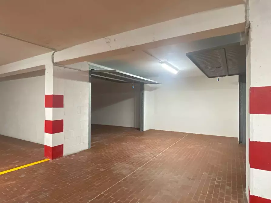Immagine 26 di Appartamento in vendita  in Via Emilia 12 a Alba Adriatica