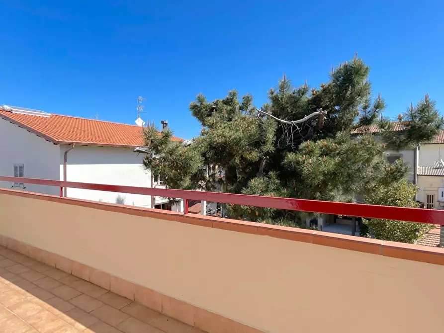 Immagine 15 di Appartamento in vendita  in Via Emilia 12 a Alba Adriatica