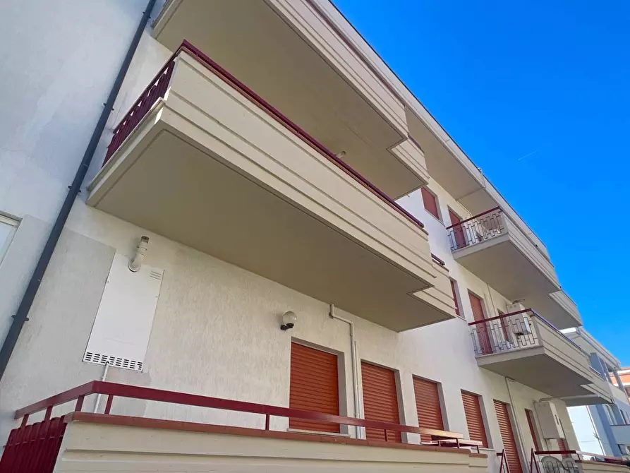 Immagine 19 di Appartamento in vendita  in Via Emilia 12 a Alba Adriatica