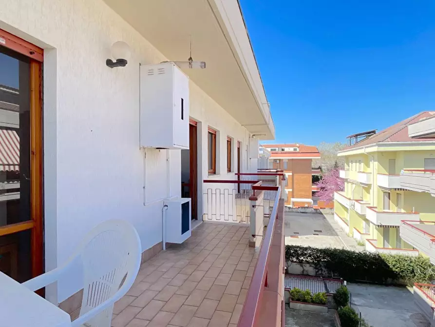 Immagine 61 di Appartamento in vendita  in Via Emilia 12 a Alba Adriatica