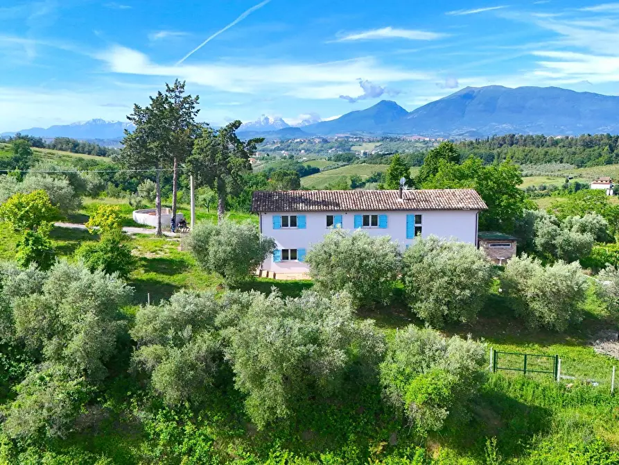 Immagine 6 di Rustico / casale in vendita  in Via Belsito 2 a Castorano