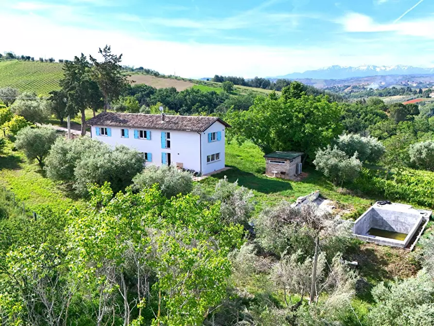 Immagine 4 di Rustico / casale in vendita  in Via Belsito 2 a Castorano