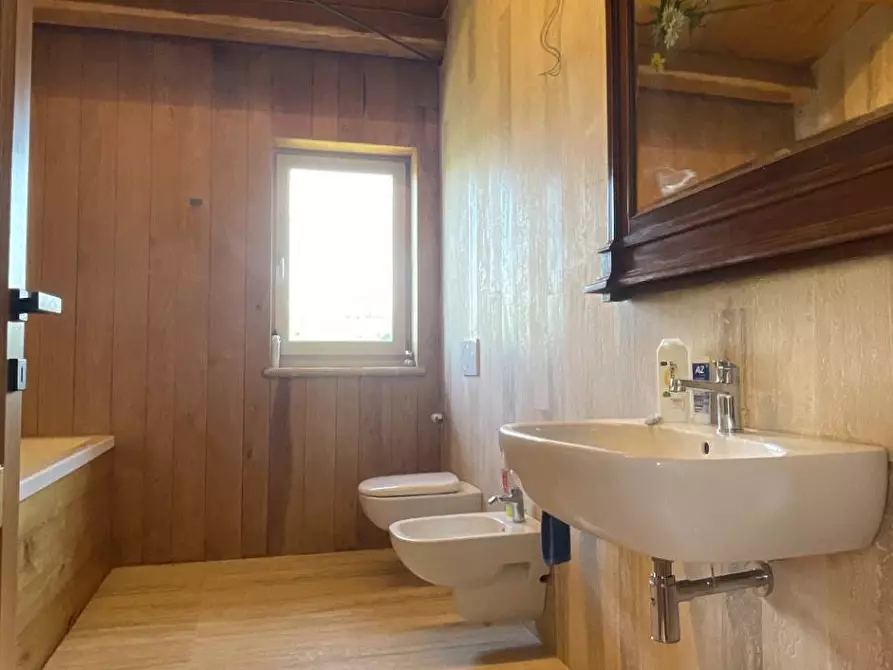 Immagine 33 di Rustico / casale in vendita  in Via Belsito 2 a Castorano