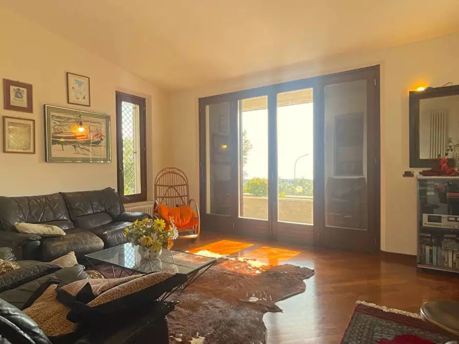 Immagine 35 di Villa in vendita  in Via Dei Tigli 6 a San Benedetto Del Tronto