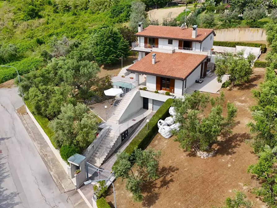Immagine 97 di Villa in vendita  in Via Dei Tigli 6 a San Benedetto Del Tronto