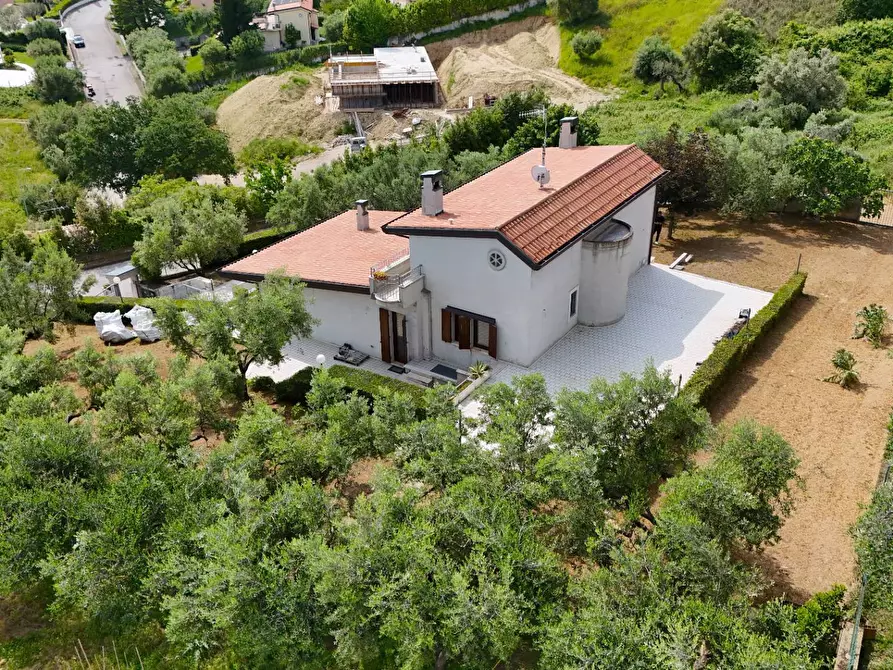 Immagine 105 di Villa in vendita  in Via Dei Tigli 6 a San Benedetto Del Tronto