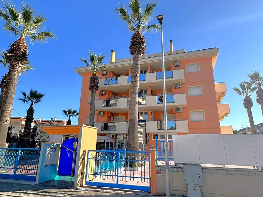 Immagine 14 di Appartamento in vendita  in via Cherubini 9 a San Benedetto Del Tronto