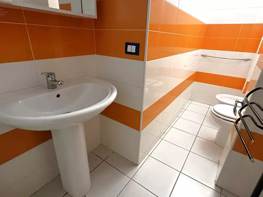 Immagine 6 di Appartamento in vendita  in via Cherubini 9 a San Benedetto Del Tronto