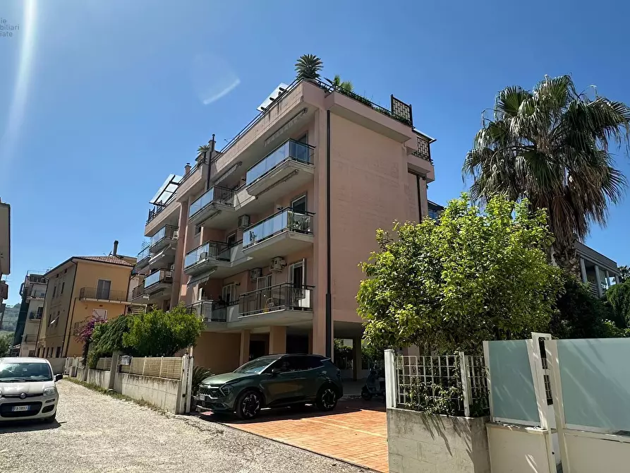Immagine 1 di Appartamento in vendita  in Via Caro 2 a San Benedetto Del Tronto
