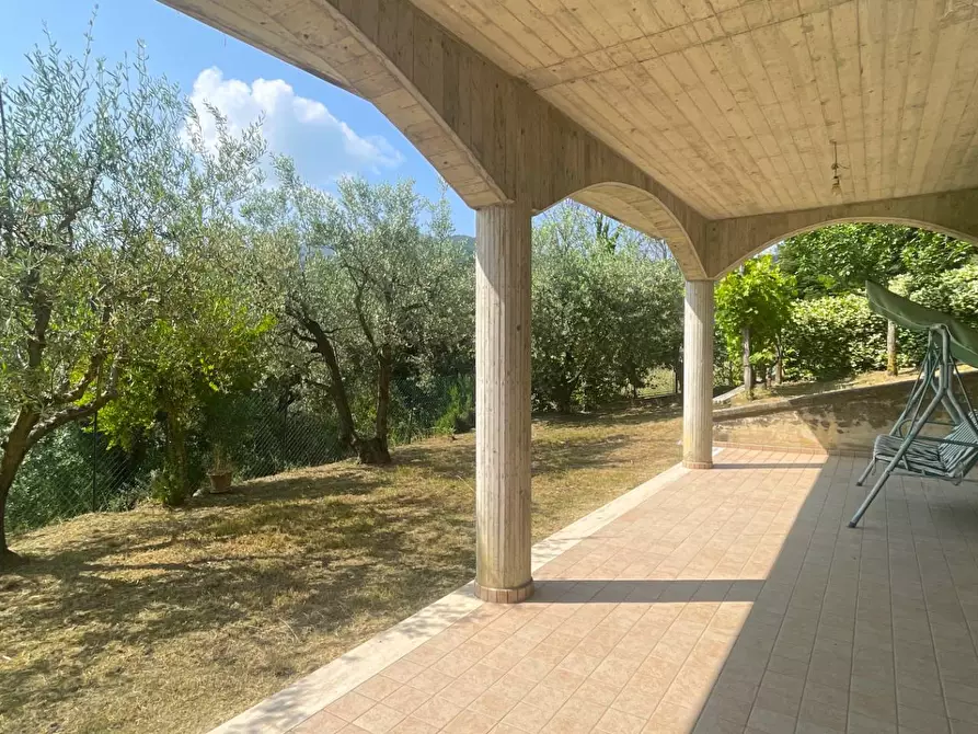 Immagine 4 di Villa in vendita  in Via della Repubblica 20 a Rotella